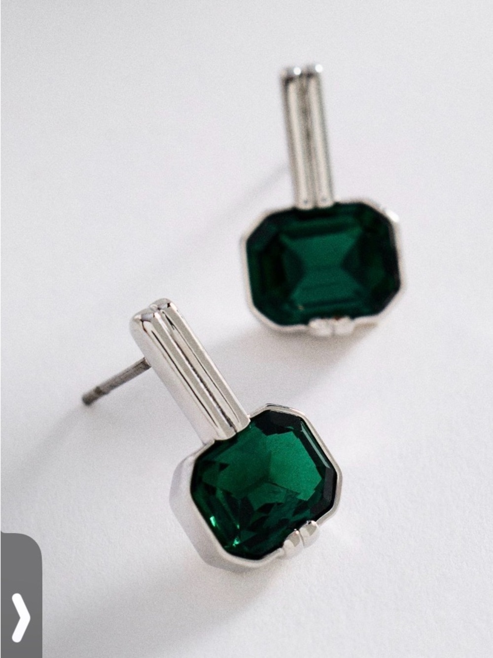 Anthropologie drop earrings Emerald Green